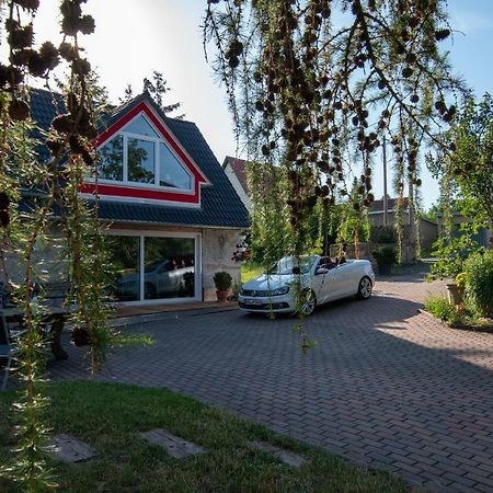 Ferienhaus Goermer Mit Wasserbett Schmölln Εξωτερικό φωτογραφία